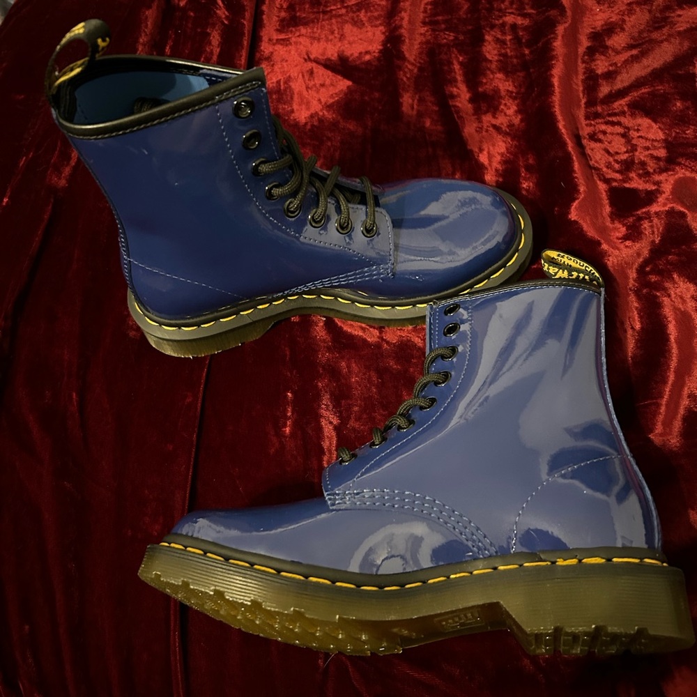 Doc Martens 1460 Navy/Blue Patent Leather Sz 6